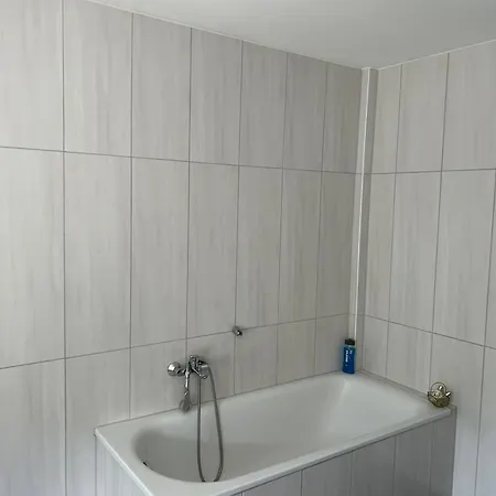Haus Fuer Monteure 度假居